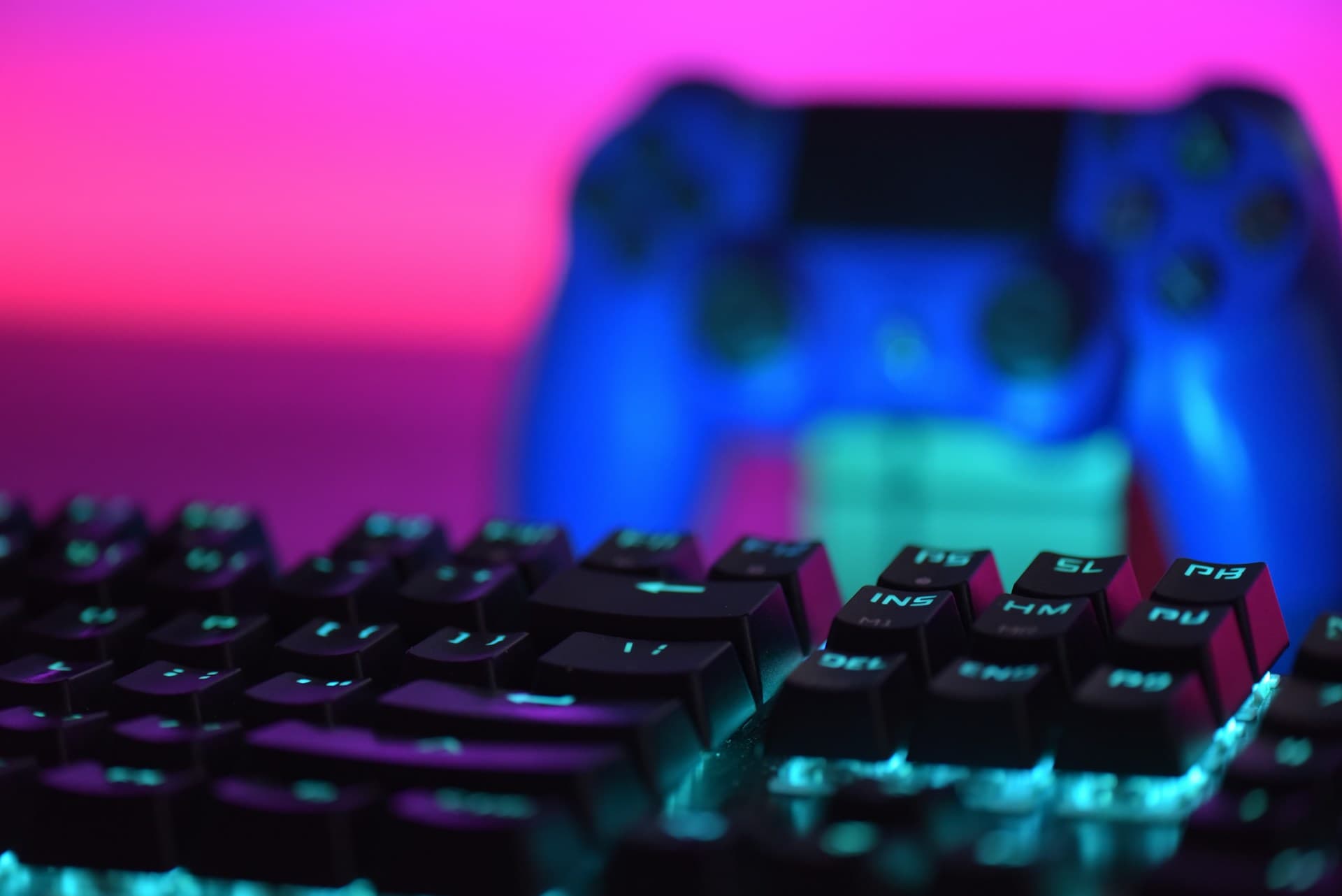 Controller vs Keyboard and Mouse: Which Is Actually Better for Your PC Gaming Setup?